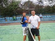Max la a doua tinerete...si in tenis ...