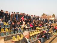 Stadionul din Vulturu, unul dintre putinele stadioane din Vrancea cu locuri pe scaune...SDV acorda nota 10 pentru organizare gazdelor...