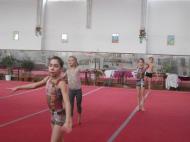 Gimnastica de Vrancea... coregrafie la oglinda...